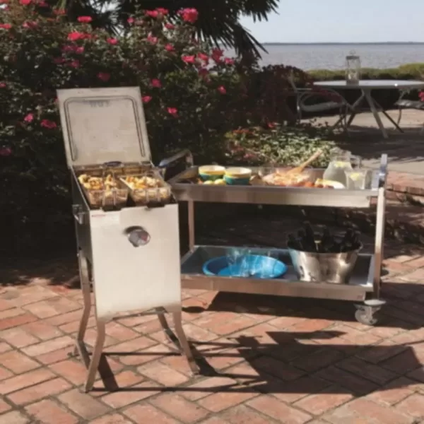 Bayou Classic 4 gal. Bayou Fryer with 2 Stainless Steel Baskets