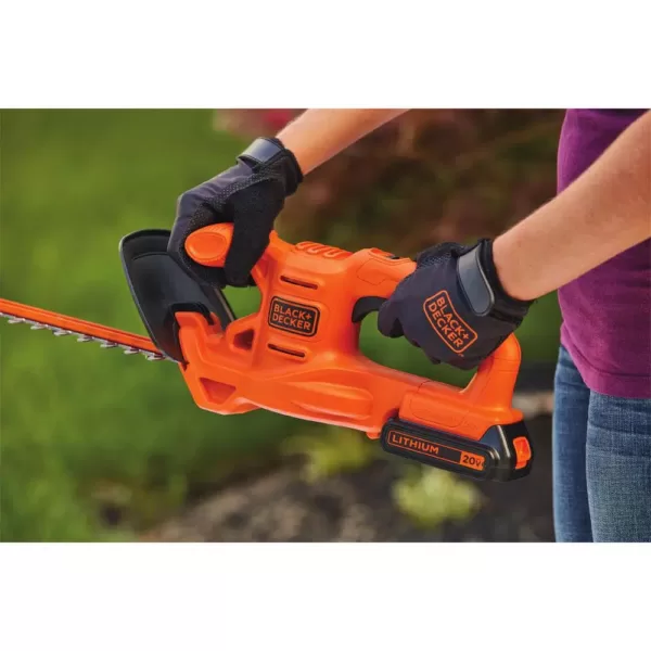 BLACK+DECKER 18 in. 20V MAX Lithium-Ion Cordless Hedge Trimmer with (1) 1.5Ah Battery & Charger Included