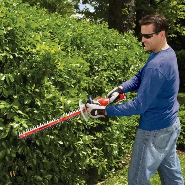 BLACK+DECKER 24 in. 40V MAX Lithium-Ion Cordless Hedge Trimmer (Tool Only)