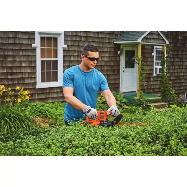 BLACK+DECKER 17 in. 3.2 Amp Corded Electric Hedge Trimmer