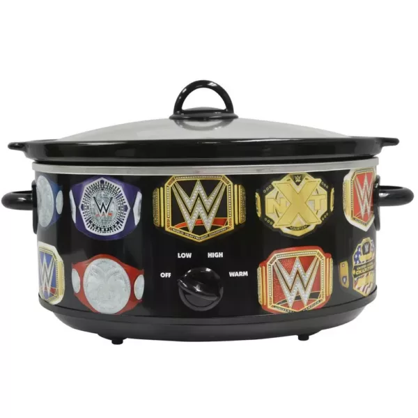 Uncanny Brands Star Wars 7 qt. Black Slow Cooker with Removable Ceramic Bowl