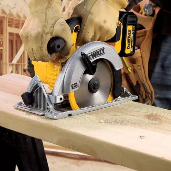 DEWALT 20-Volt MAX Cordless 6-1/2 in. Circular Saw (Tool-Only)