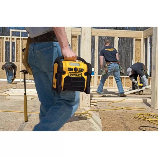 DEWALT 20-Volt MAX Compact Corded / Cordless Worksite Radio