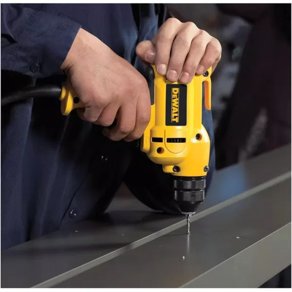 DEWALT 8 Amp 3/8 in. Variable Speed Reversing Mid-Handle Drill Kit with Keyless Chuck