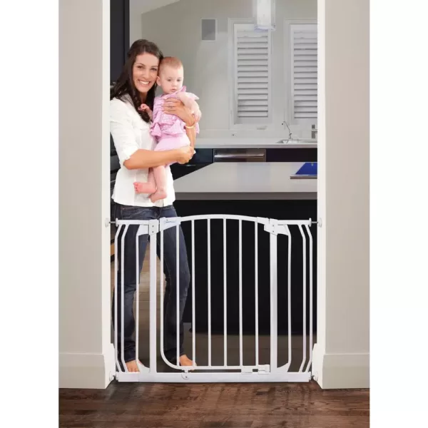 Dreambaby Chelsea 29.5 in. H Standard Height Auto-Close Security Gate in White with Extensions