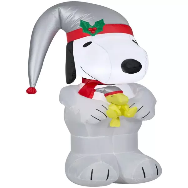 Gemmy 3.5 ft. Airblown-Snoopy Holding Woodstock Platinum Accents-SM-Peanuts