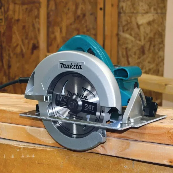 Makita 7-1/4 in. 15 Amp Corded Circular Saw with Dust Port 2 LED Lights 24T Carbide Blade