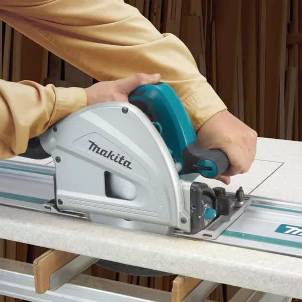 Makita 18V X2 LXT (36V) Brushless 6-1/2 in. Plunge Circular Saw Kit 5.0Ah with bonus Guide Rail and 18V Brushless Impact Driver