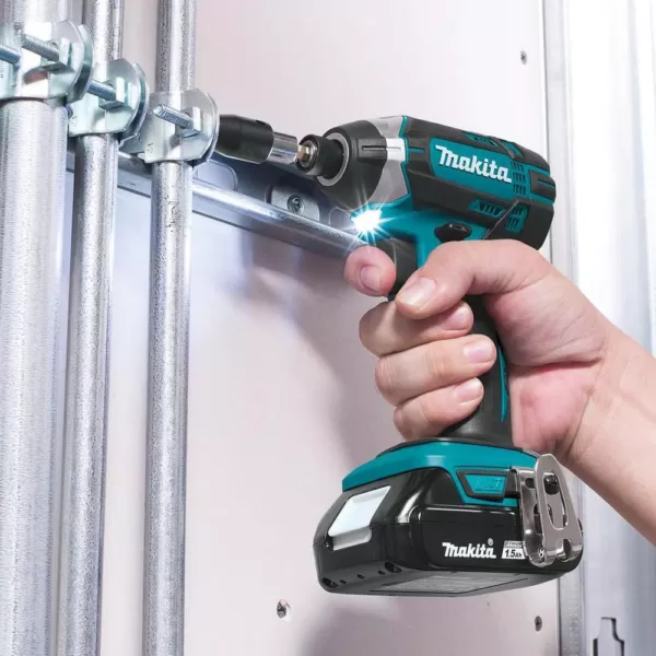 Makita 1.5 Ah 18-Volt LXT Lithium-Ion Compact Cordless 1/4 in. Impact Driver Kit