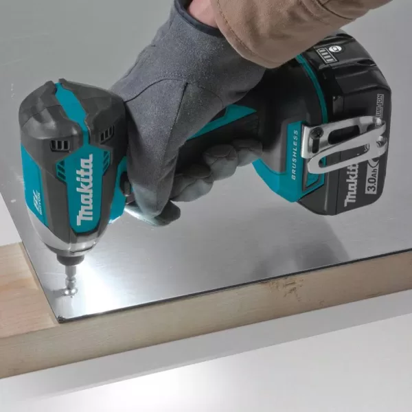 Makita 18-Volt LXT Lithium-Ion Brushless Cordless Impact Driver Kit (3.0Ah) with Impact XPS 35 Piece Impact Bit Set