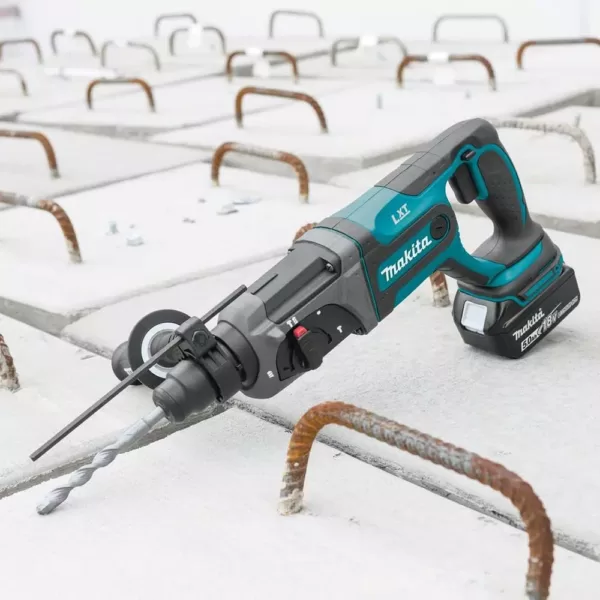 Makita 18-Volt LXT Lithium-Ion 7/8 in. Cordless SDS-Plus Concrete/Masonry Rotary Hammer Drill Kit w/ (2) batteries 5.0Ah, Bag