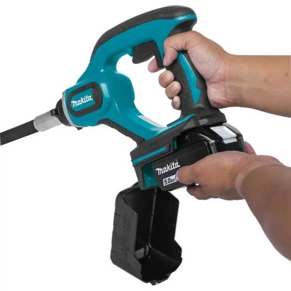 Makita 18-Volt 5.0Ah LXT Lithium-Ion Cordless 8 ft. Concrete Vibrator Kit