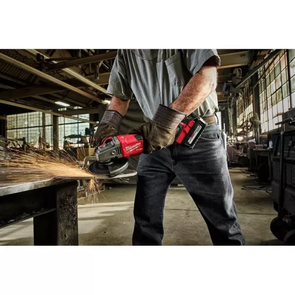 Milwaukee M18 FUEL 18-Volt Lithium-Ion Brushless Cordless 4-1/2 in./6 in. Grinder with Slide Switch Kit and One 6.0 Ah Battery