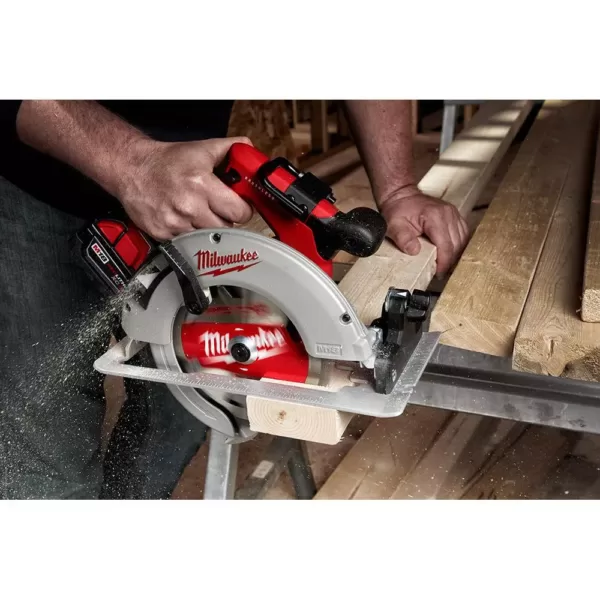 Milwaukee M18 18-Volt Lithium-Ion Brushless Cordless 7-1/4 in. Circular Saw Kit with 1 Battery 5.0Ah, Charger and Bag