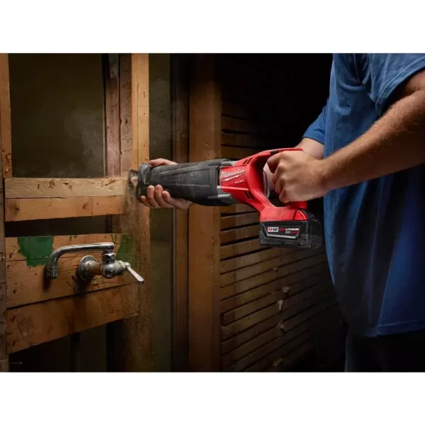 Milwaukee M18 FUEL 18-Volt Lithium-Ion Brushless Cordless SAWZALL Reciprocating Saw (Tool-Only)