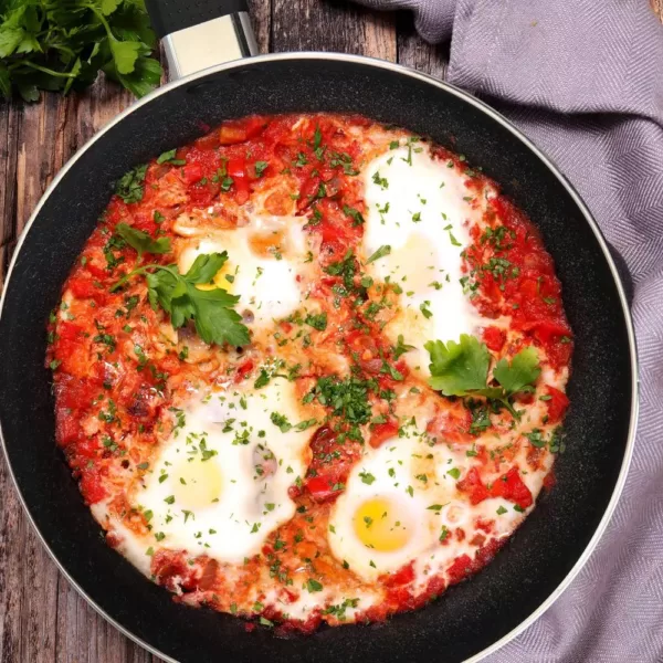 Oster Merrion 3.5 qt. Aluminum Nonstick Saute Pan in Red with Glass Lid