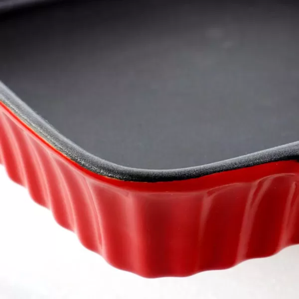 Crock-Pot Denhoff Ribbed 8 in. Square Stoneware Nonstick Casserole Dish in Red