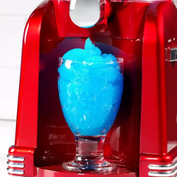 Nostalgia 32 oz. Single Speed Retro Red Slush Drink Blender