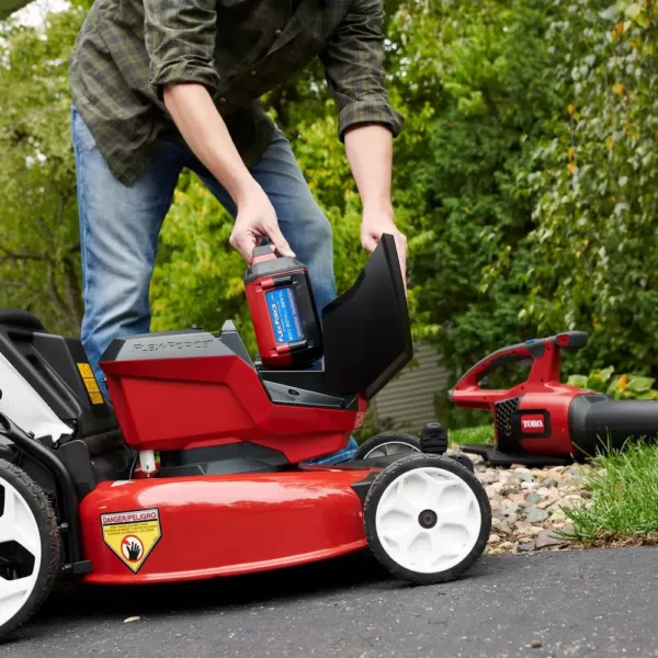 Toro Recycler 21 in. 60-Volt Lithium-Ion Cordless Battery Walk Behind Push Lawn Mower - 4.0 Ah Battery/Charger Included