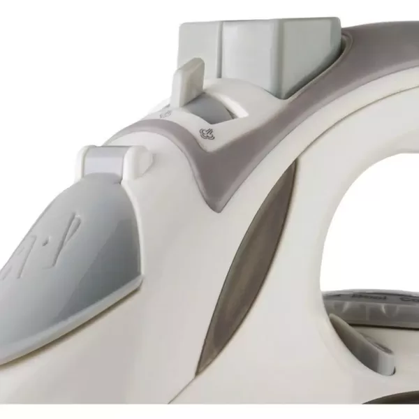 Brentwood Appliances Steam Iron with Retractable Cord